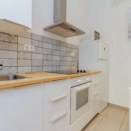 Cozy Nest By The Andrassy Avenue *