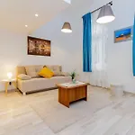 Cozy Nest By The Andrassy Avenue 부다페스트