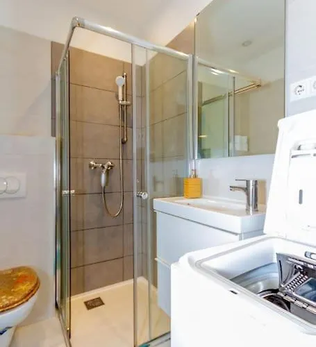 Cozy Nest By The Andrassy Avenue شقة بودابست