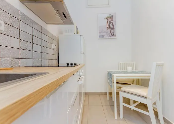 Cozy Nest By The Andrassy Avenue شقة